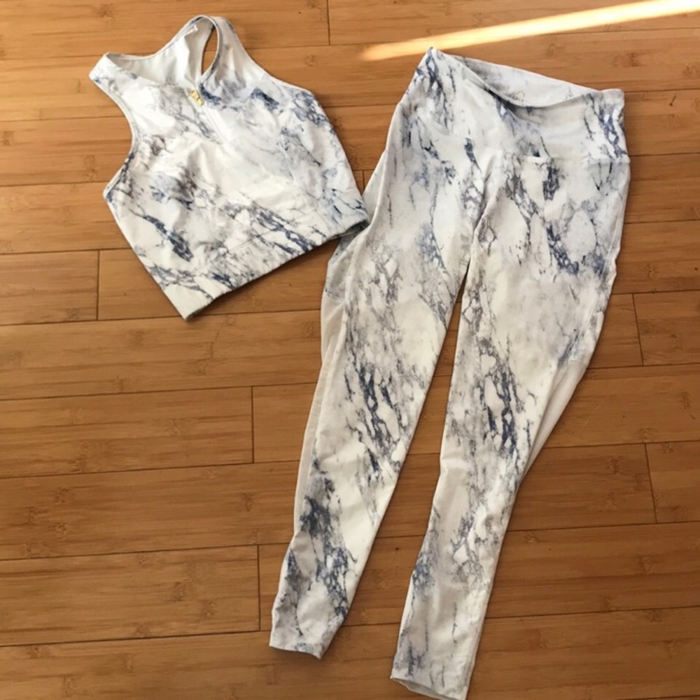 Varley crop top &a matching leggings